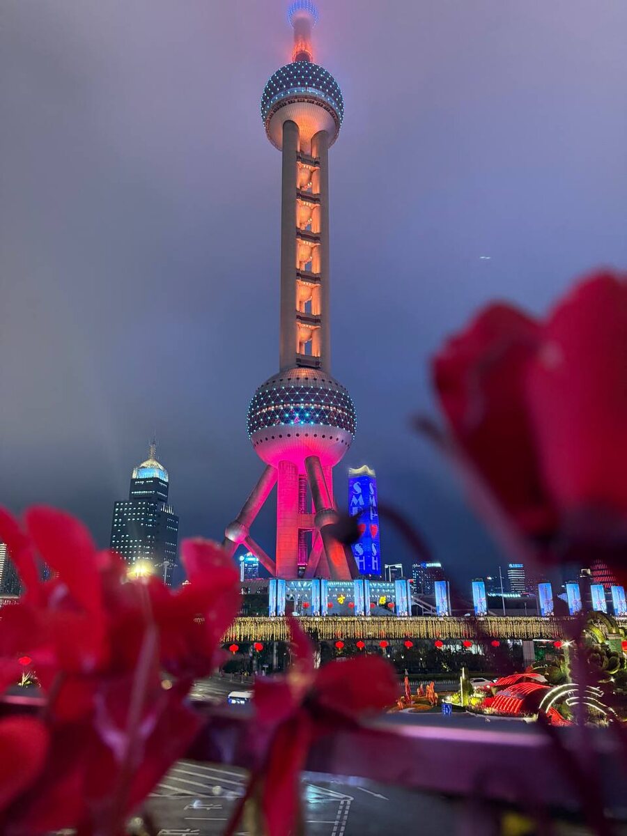  Шанхайская Жемчужина Востока. Кадр второй 