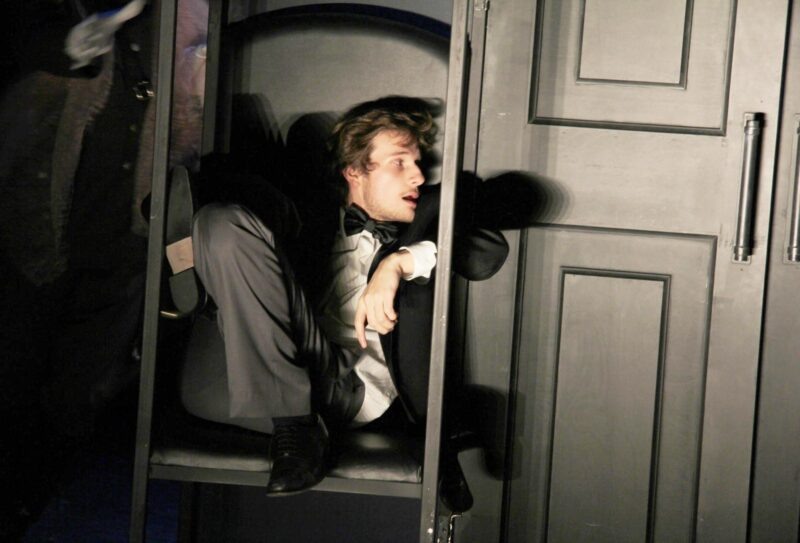    В студенческие годы Федор не всегда был образцовым учеником, иногда выражая свой протест даже радикальными способами.