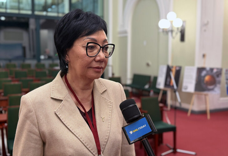   Дзюба Галина Юрьевна, председатель Комиссии Общественной палаты РФ по ЖКХ, строительству и дорогам,    
президент ТПП Сахалинской области на интервью. Источник фото: Союз журналистов СНГ