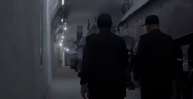 Исламская Республика выпустила видеоролик, в котором хвастается своими подземными туннелями, напичканными военно-морскими беспилотниками, противокорабельными ракетами и морскими минами.