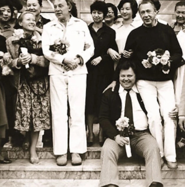 Труппа МХАТа на гастролях. Саввина, Смоктуновский, Невинный, Ефремов