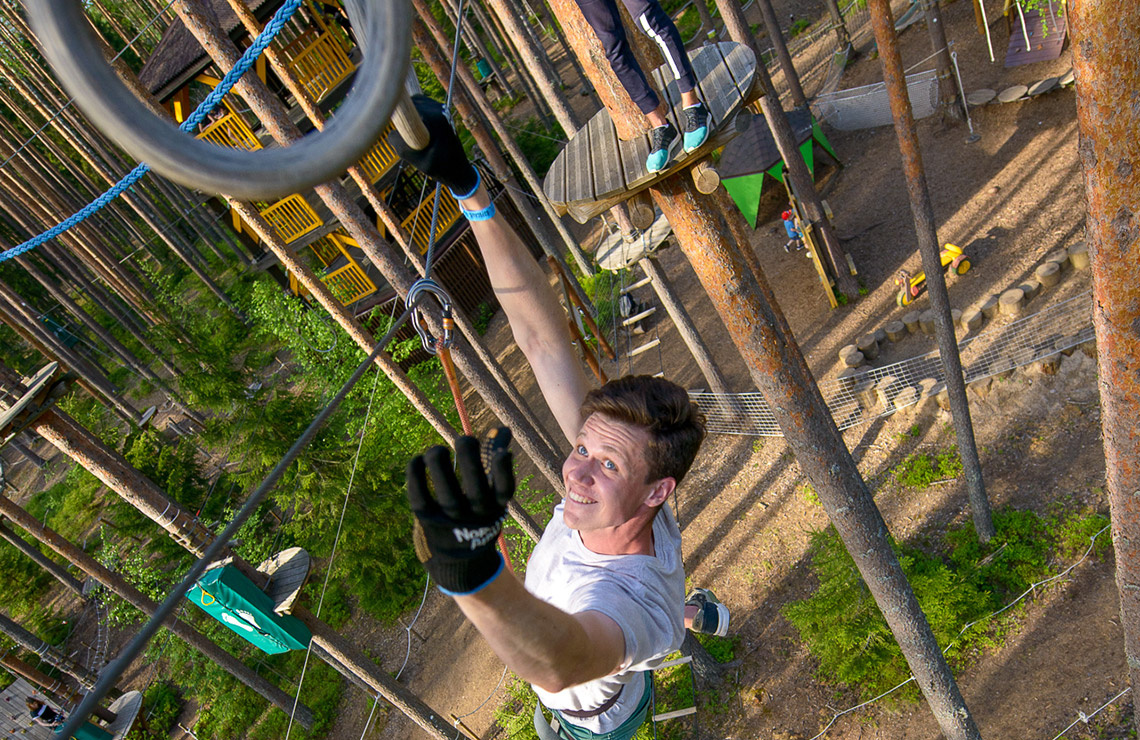 Norway Park ОРЕХ (СПБ,  с Финляндского вокзала или с ж/д платформы "Девяткино" в Приозерском направлении до станции "платформа 67-й километр".
Далее пешком до парка по указателям.