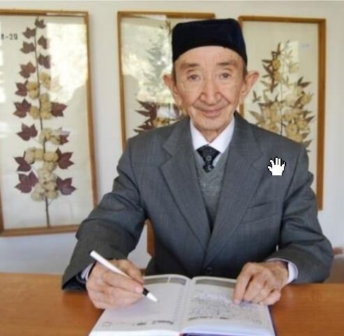    Педагогическую деятельность Жура Мусаев начал в 1952 году ассистентом кафедры Дарвинизма и генетики.