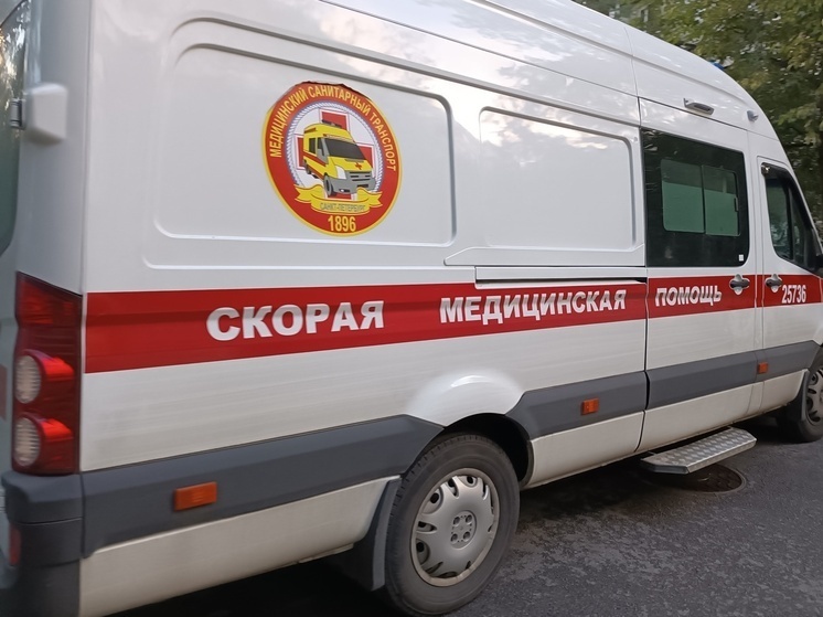     Гости ознакомились с фактическим состоянием дел в транспортной службе скорой помощи. Фото: Архив МК в Великом Новгороде