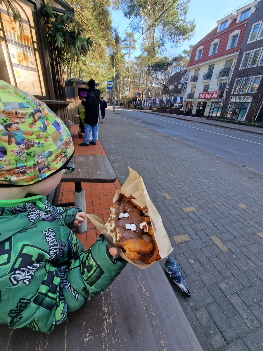 фото автора: Вова с кренделем в Светлогорске