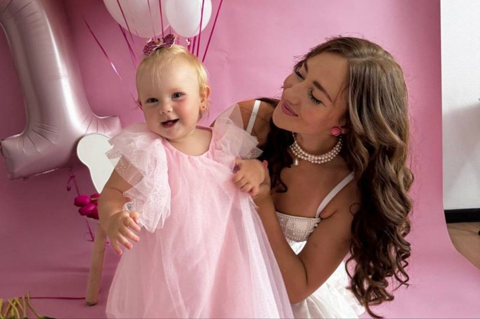    Двухлетняя Ника умирала на руках у матери. Фото: предоставила Виктория Куминова