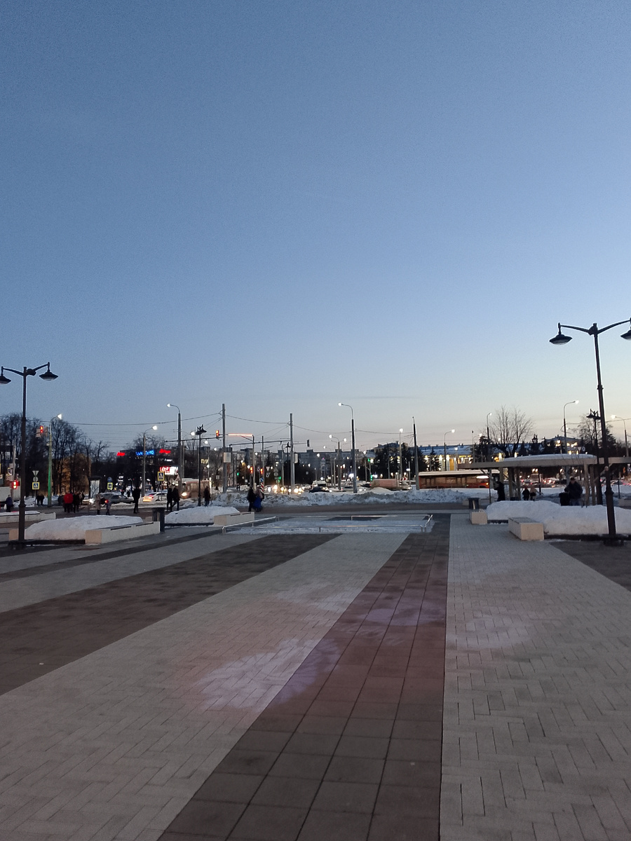 Кто там просил больше фото Нижнего на канале? 😉