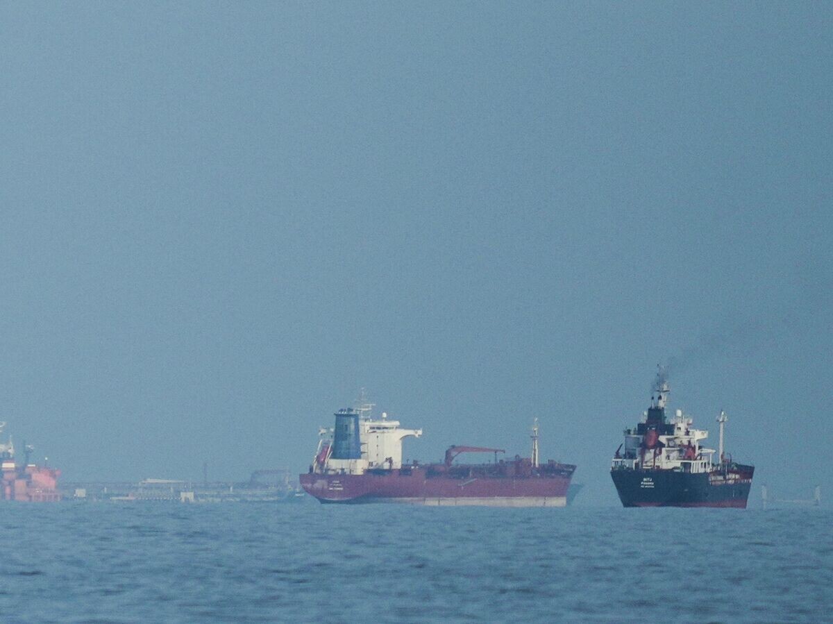    Танкеры вблизи Ормузского пролива© AP Photo / Altaf Qadri