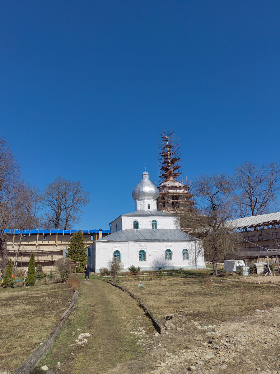 Порхов. Никольский собор XVIII века.