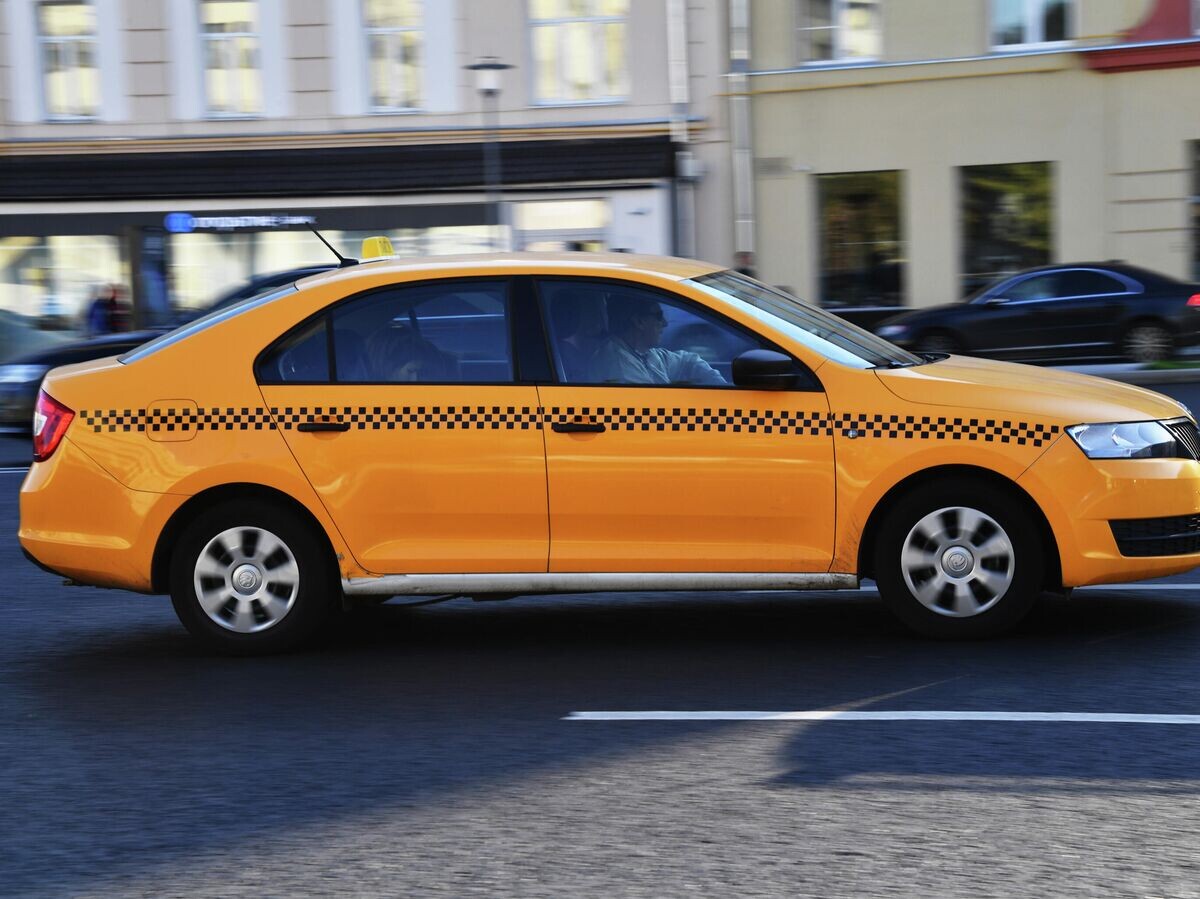    Автомобиль такси© РИА Новости . Наталья Селиверстова