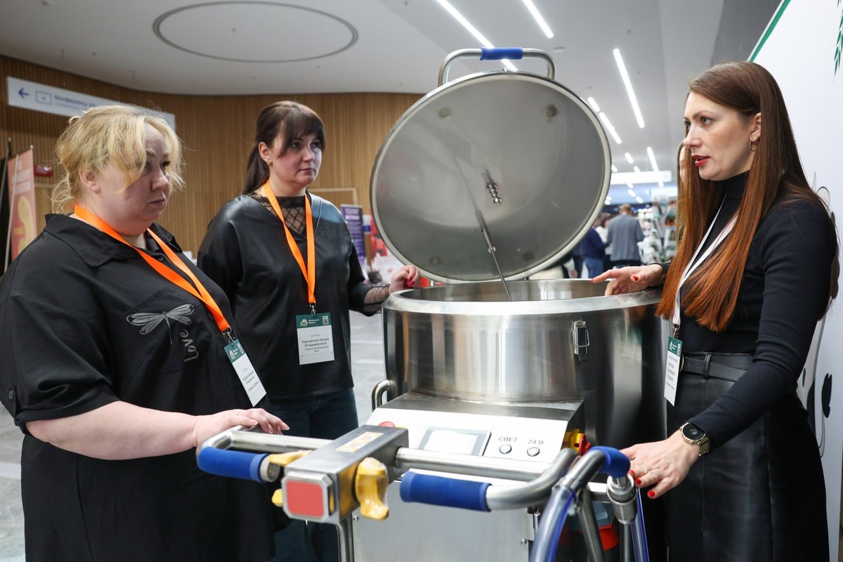 Агросектор Синеокой не топчется на месте, а уверено двигается вперед, как по маслу Фото: БелТА