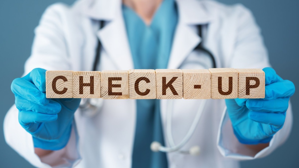 Проверка организма по науке: какие анализы реально нужны, а за что не стоит платить