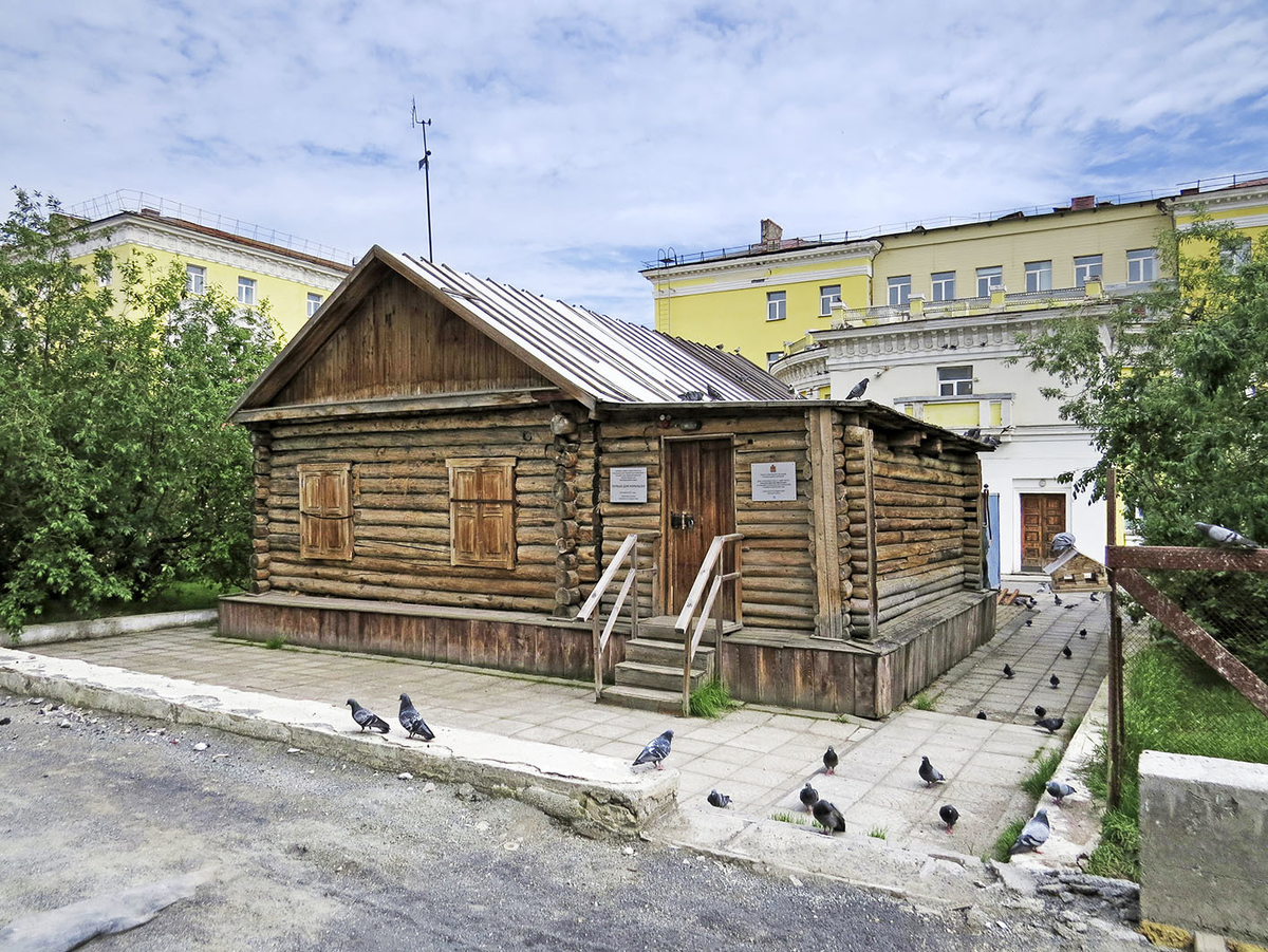 Первый дом Норильска - база экспедции Урванцева