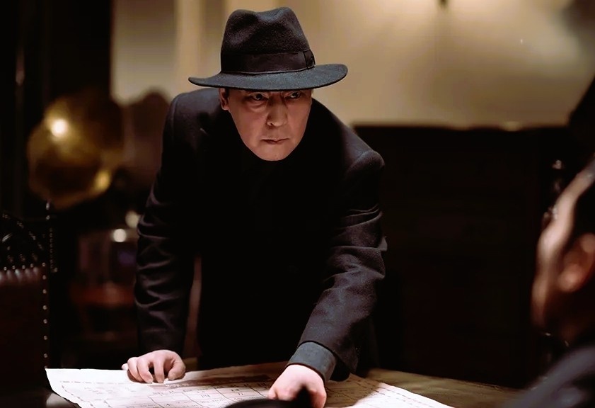 Актёр Ни Дахун, кадр из фильма "Над обрывом"