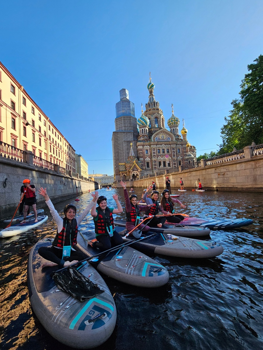 Прогулка на сапах по рекам и каналам в Санкт-Петербурге
