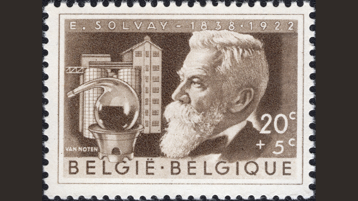 1.1. Бельгия, 1955 год, № 1022. Эрнест Сольве (1838-1922), изобретатель производства соды с использованием аммиачного процесса. Изобретатель.