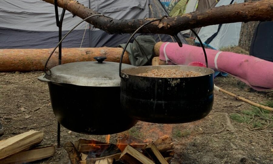 Рыбак со стажем: "Городская суета учит ценить каждый глоток лесного воздуха". Почему рутина полезна для душевного баланса.