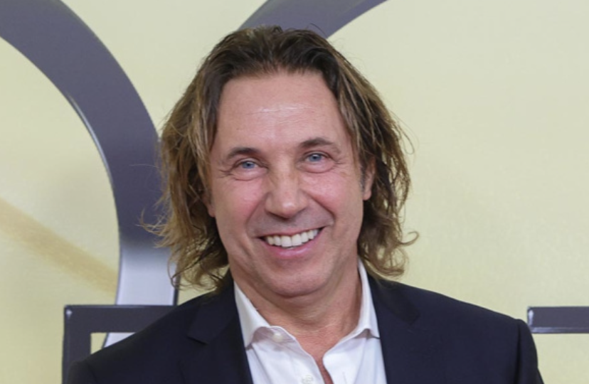 Мостовой — судьям: "Не знаете, как рассудить момент, звоните мне"