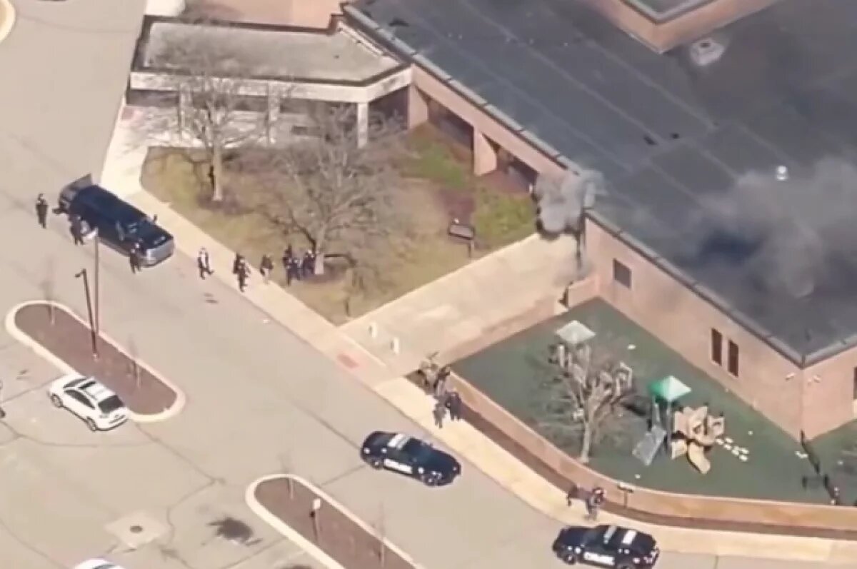    CNN: автомобиль, протаранивший синагогу в Мичигане, был начинен взрывчаткой