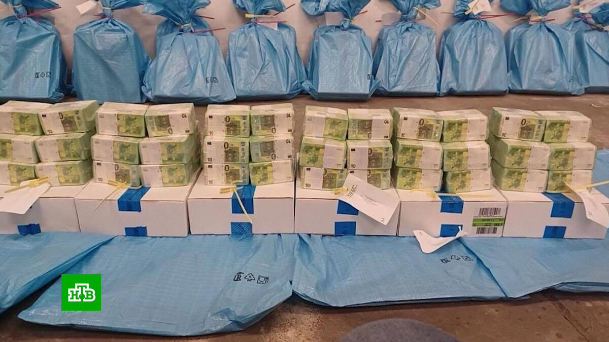    Сийярто заявил о возможной связи украинских инкассаторов с венгерской оппозицией