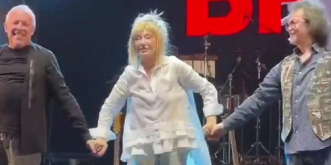 Новые фото Аллы Пугачевой на Кипре: поклонники обсуждают состояние здоровья 76-летней артистки