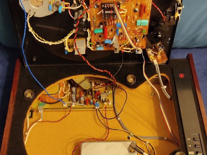 Еще одна жизнь «Веги-106». БП и фонокорректор