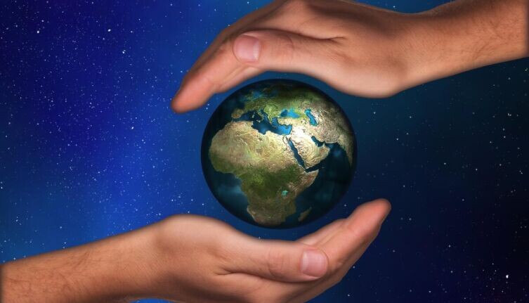    Когда впервые сфотографировали Землю из космоса? Фото: по лицензии CC0 Pxhere.com