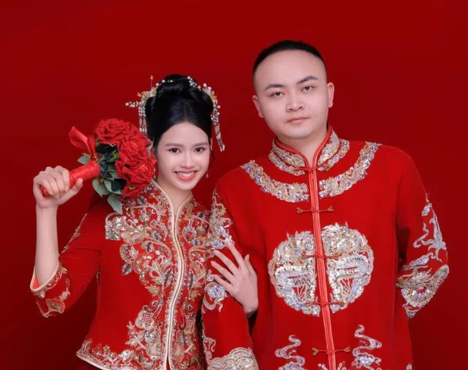 Это не китаянка, это... угадали нацию? Это индонезийка