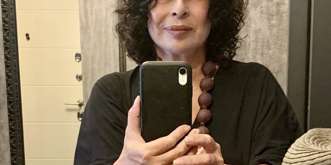 Мартышка к старости слаба глазами стала