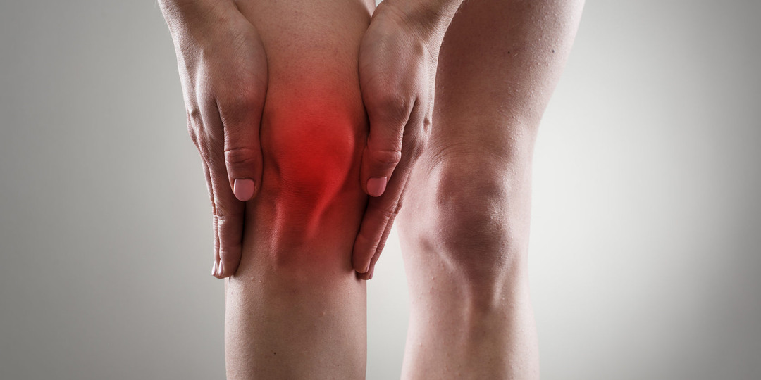 Спасаем колени: простая домашняя гимнастика для тех, кому за 50