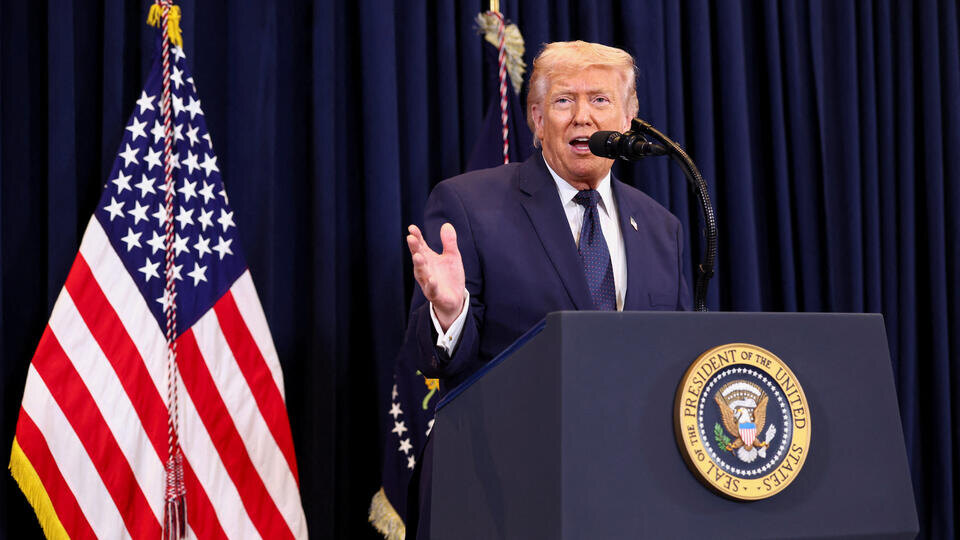     Трамп: ситуация с Ираном развивается стремительно REUTERS/Kevin Lamarque