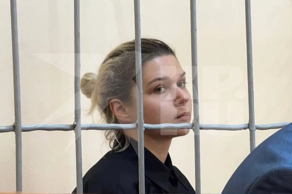 Екатерину Тархову оставили в СИЗО до 2 августа.
Фото: Анастасия СЕМДЯНОВА.