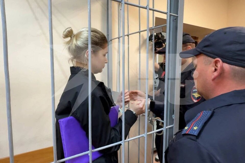 Суд принял решение не выпускать убийцу из СИЗО
Фото: Анастасия СЕМДЯНОВА.