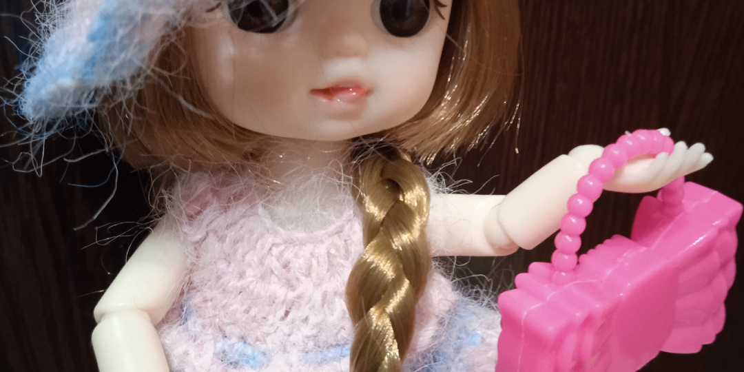 Новая вязанная одежда для кукол.