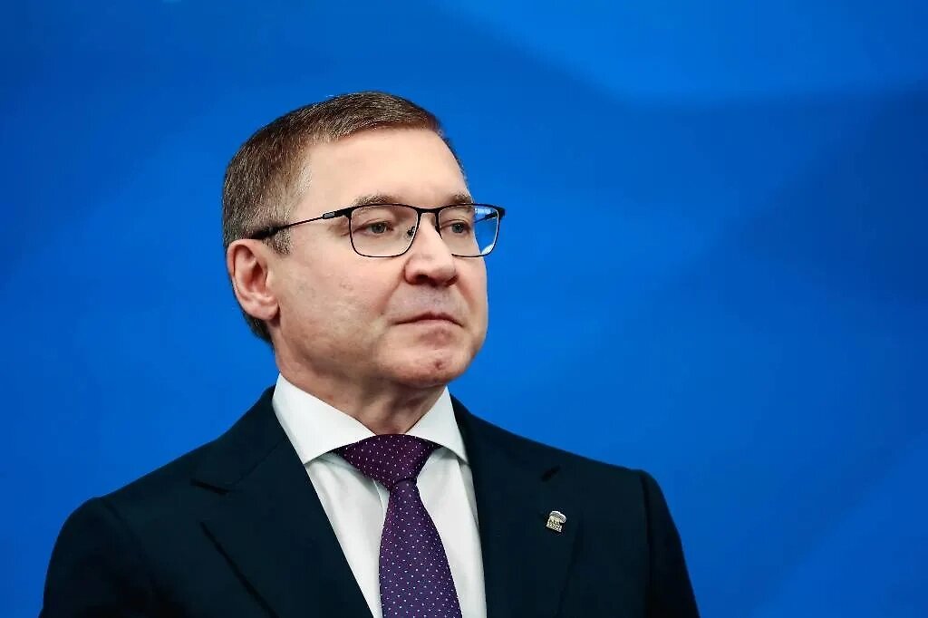 Вот он, этот тип гражданской наружности))