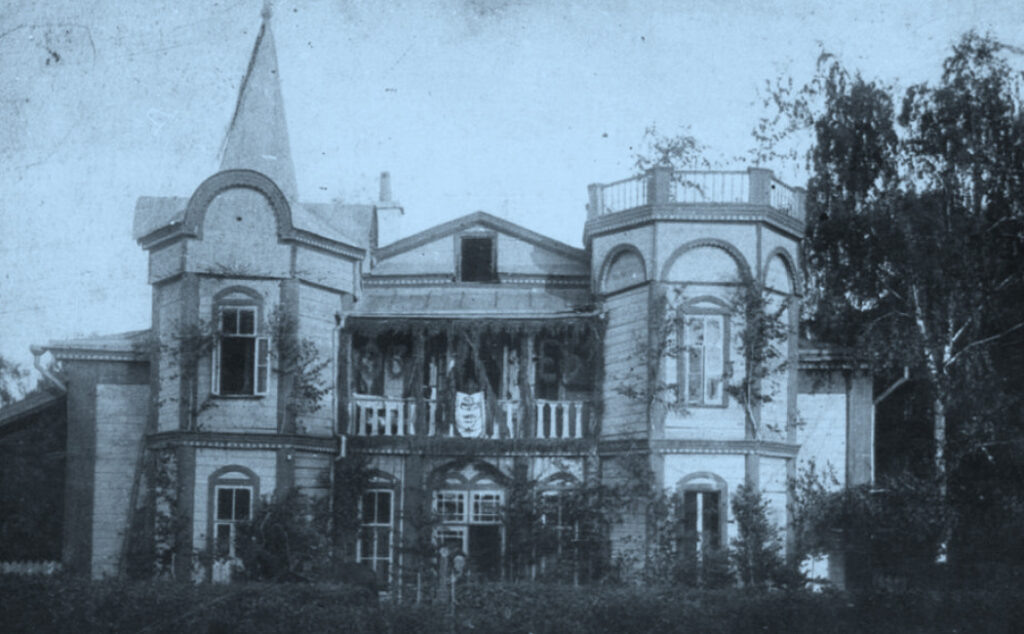 Дом  семьи Боратынских в Шушарах Казанского уезда Казанской губернии (свор. Высокогорского района Республики Татарстан). Источник: inde.io