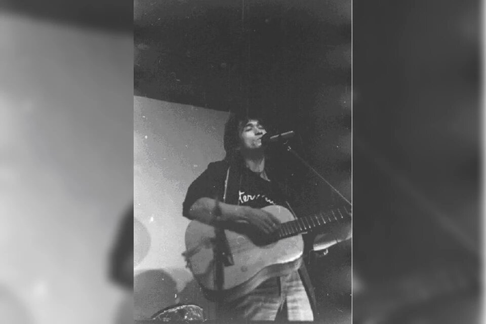 История единственного концерта Виктора Цоя в Куйбышеве. Несколько разных версий. Фото: А. Петров