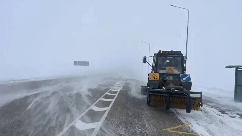     Почти 400 машин бросили на борьбу со снежной стихией в Алтайском крае Официальный Интернет-ресурс Министерства транспорта Алтайского края