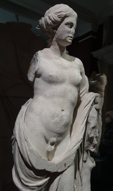 Гермафродит в Археологическом музее Стамбула