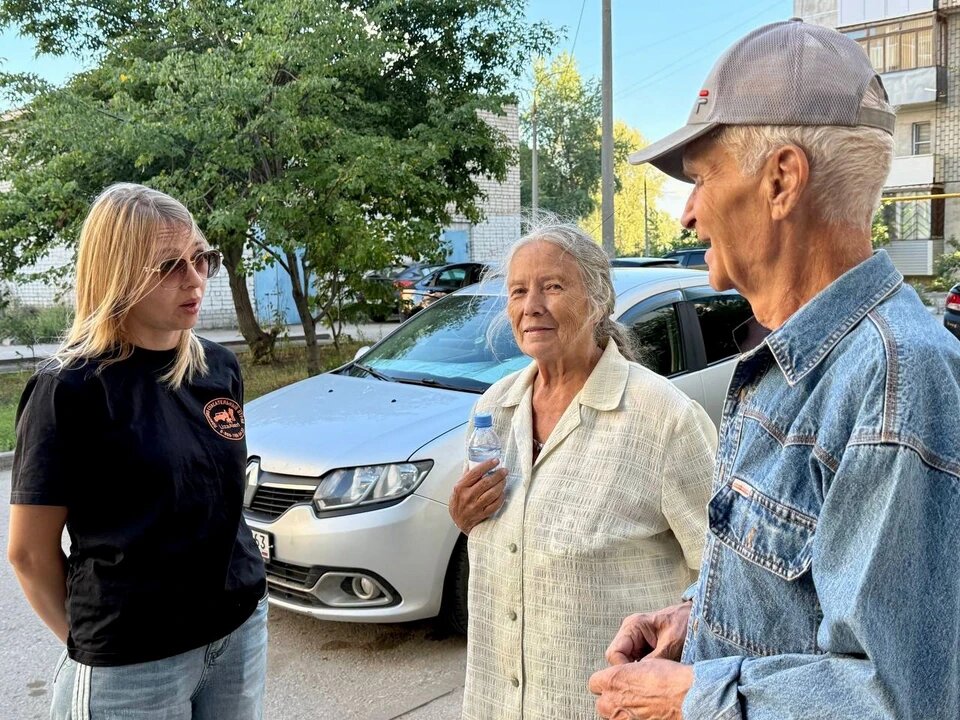 Муж на минутку отвлекся, а его жена пропала из виду. Фото: ЛизаАлерт