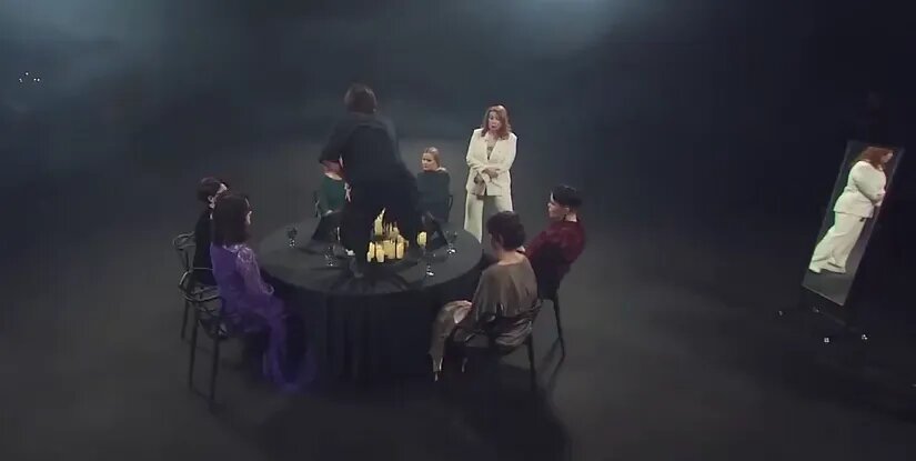 "Битва экстрасенсов" 25 сезон 3 серия: кого выгонят, кто такая Черная вдова и почему Семен Лесков полезет на стол.