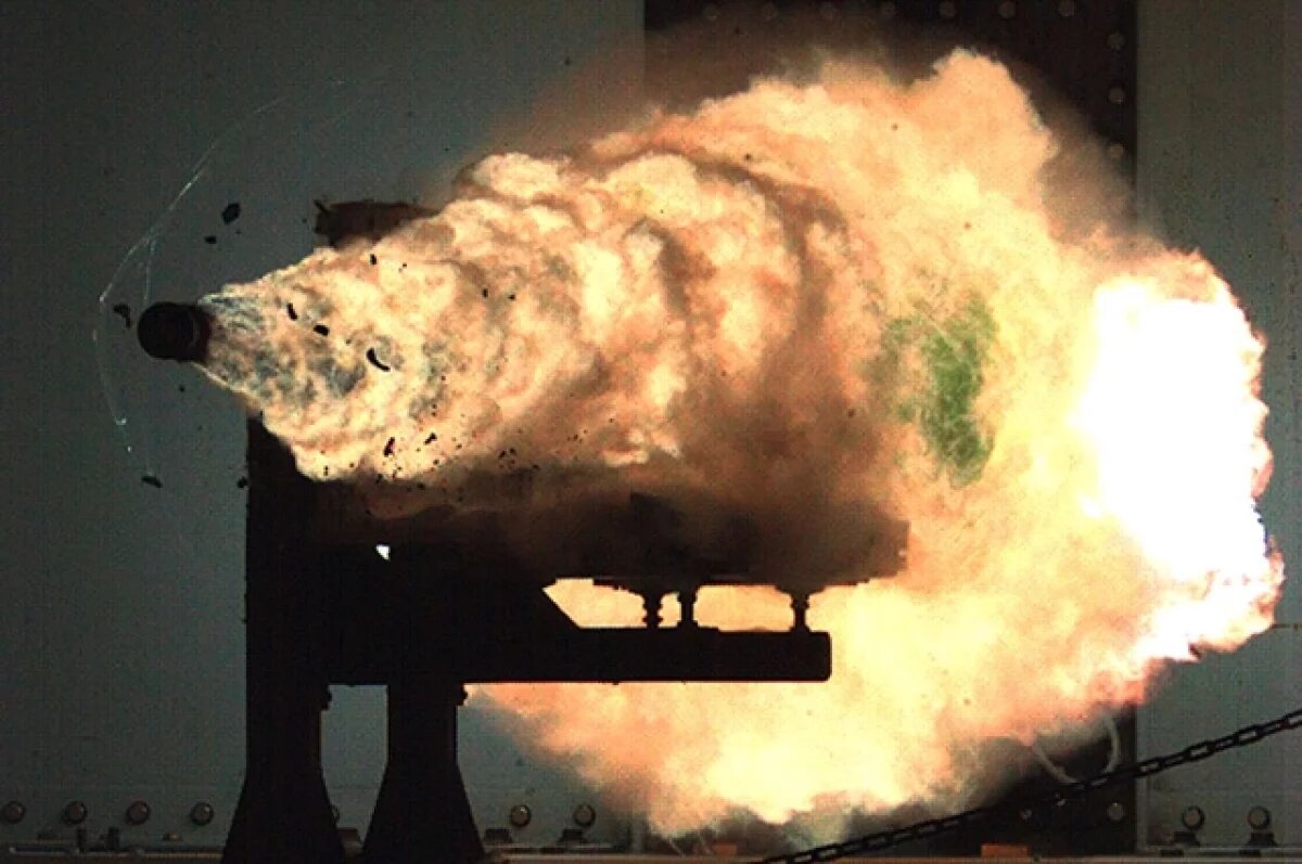    ВМС США возобновили испытания электромагнитного рельсотрона