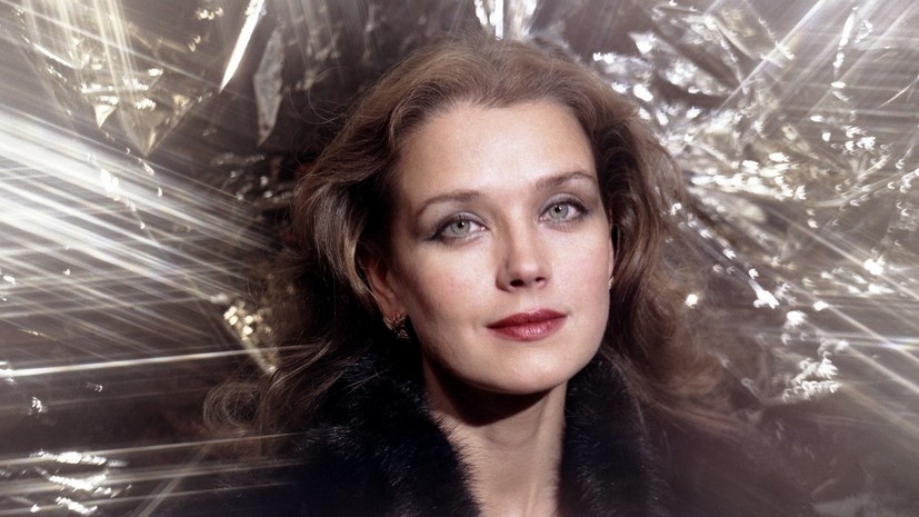 «Констанция, Констанция, Констанция!»: Ирине Алфёровой — 75. Почему она не играла в театре пять лет?