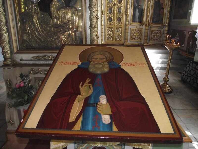 В Орле... замироточила икона Серафима Саровского