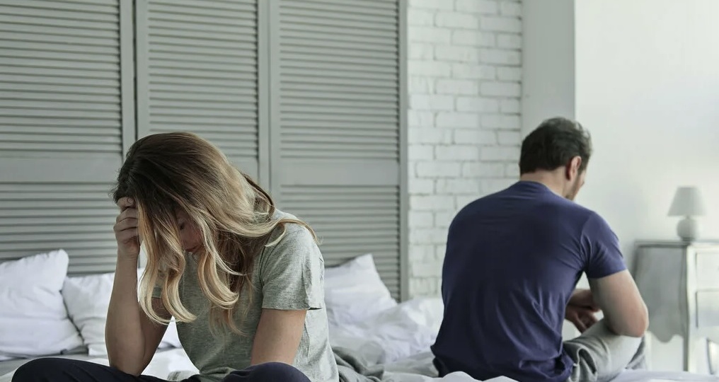 СТРЕССОВОЕ РАССТРОЙСТВО: что мы чувствуем при расставании, утрате, разводе