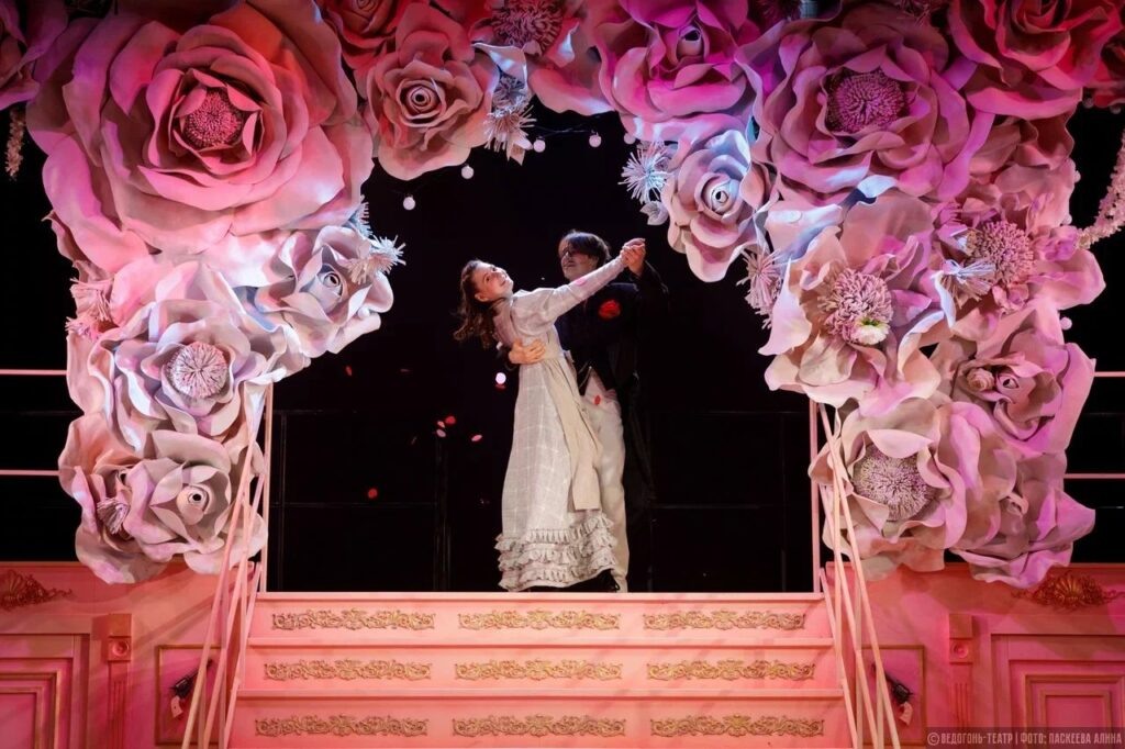    Фото предоставлены пресс-службой театра. Фотограф Алина Паскеева Источник фото: Театр To Go