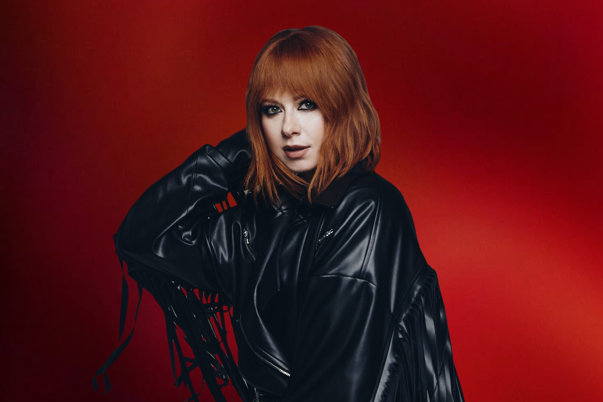 Юлия Савичева в новом образе