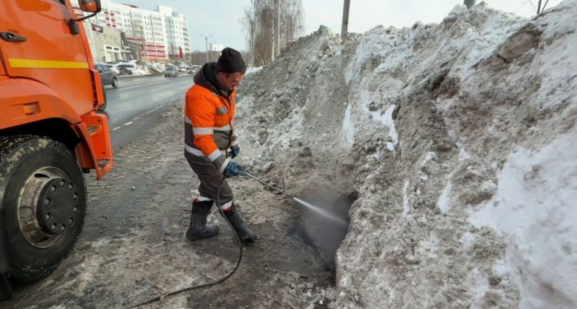    Фото администрации города Кирова