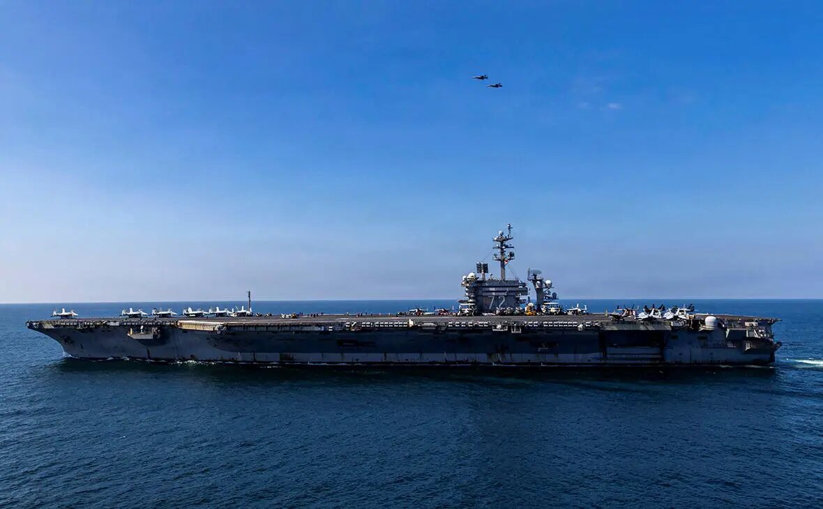    Источник: Авианосец USS Abraham Lincoln Фото: US Navy / Reuters. rbc.ru Вероника Ситникова