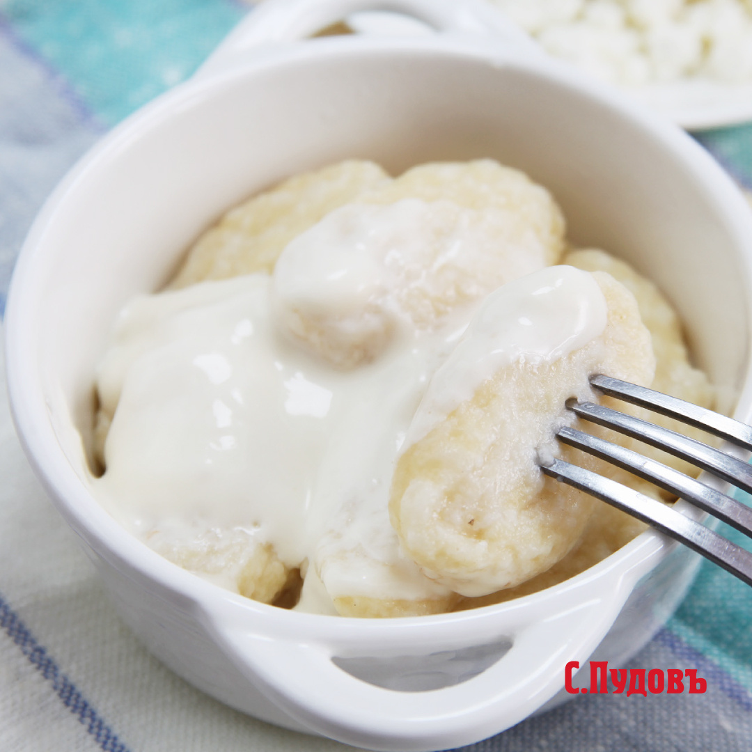 Ленивые вареники с ванильным соусом